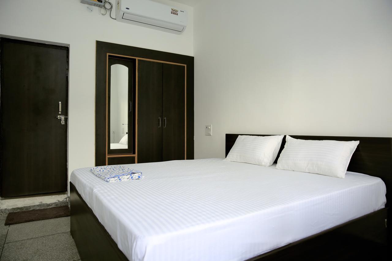 Sanidhya Inn Rishīkesh Exterior foto