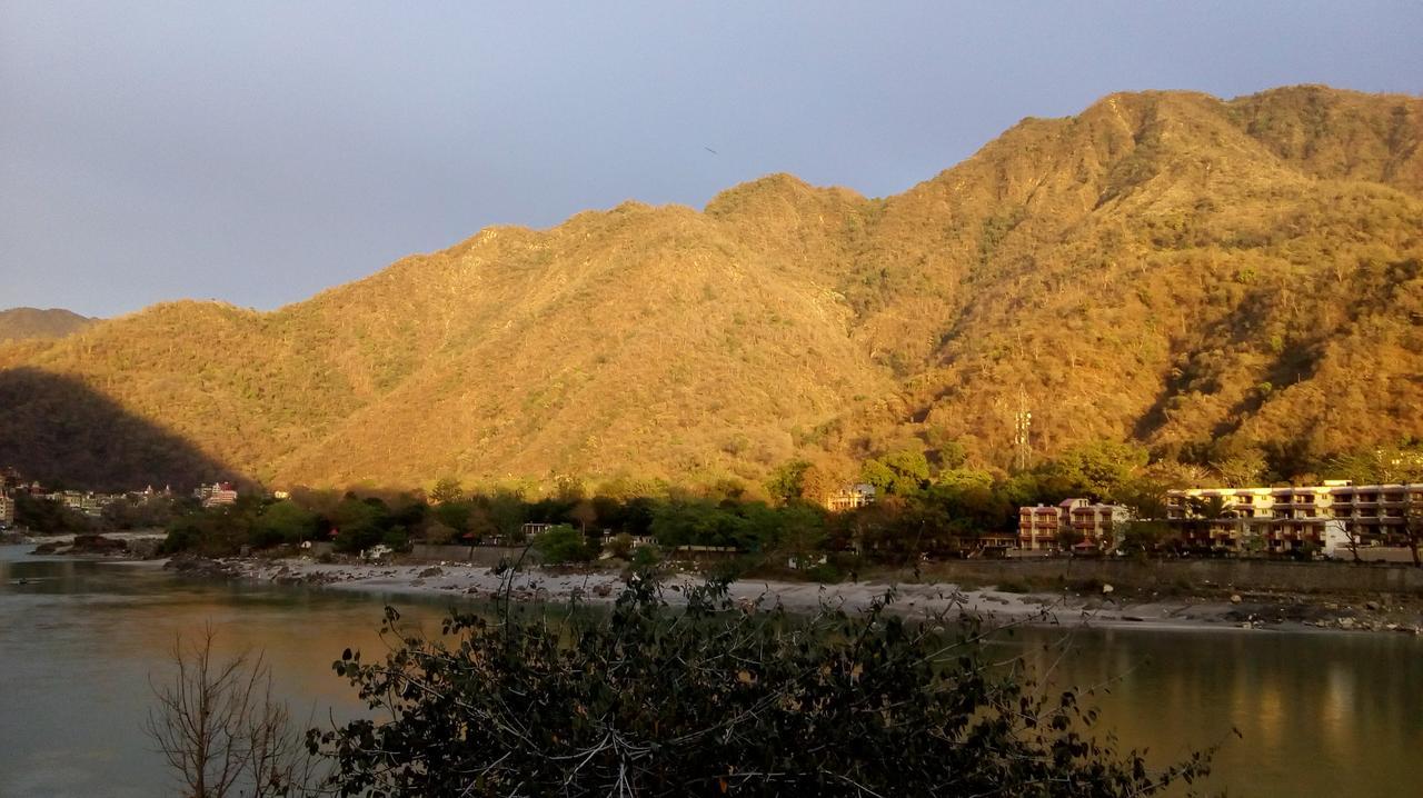 Sanidhya Inn Rishīkesh Exterior foto